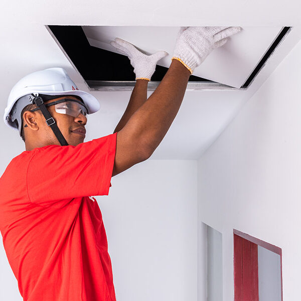 ASG_corporate_man-is-fixing-gypsum-manhole ASG_corporate_man-is-fixing-gypsum-manhole